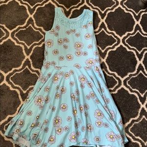 Girls daisy print dress